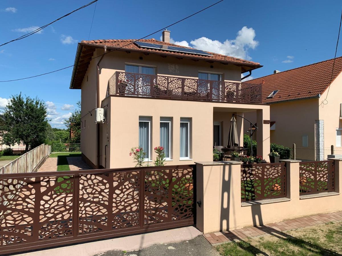 Dodi Apartman Zalakaros Dış mekan fotoğraf